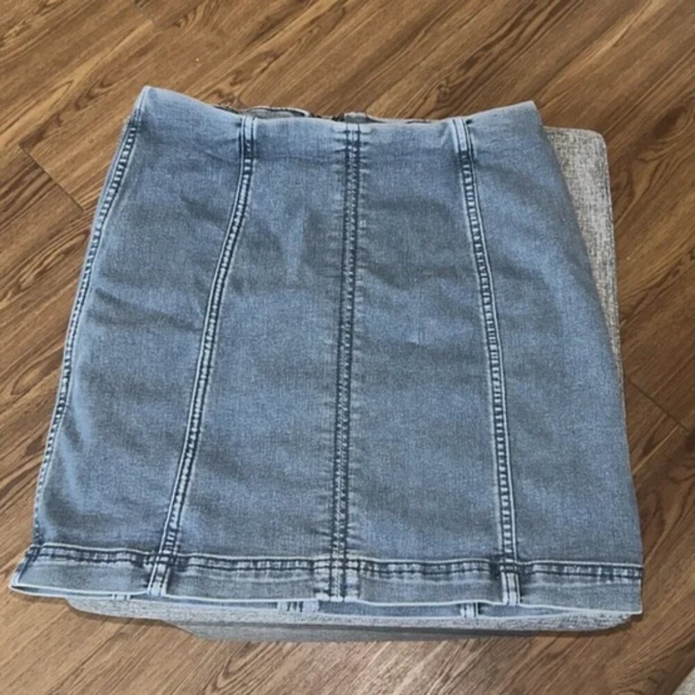 Free People Modern Femme Denim Mini Skirt Size 6 - Picture 4 of 16